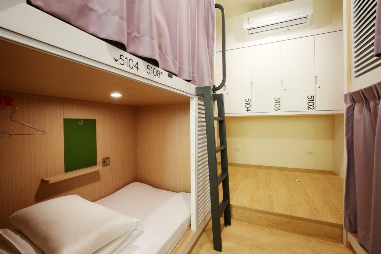 Loosha Hostel Тайчжун Екстер'єр фото