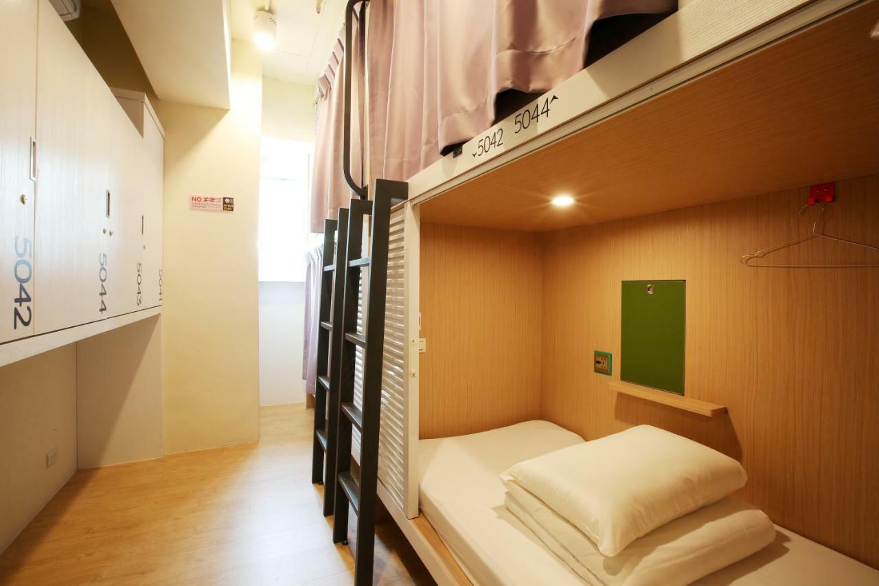 Loosha Hostel Тайчжун Екстер'єр фото