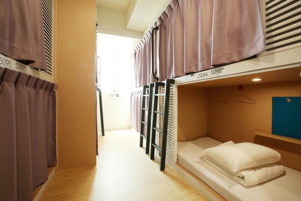 Loosha Hostel Тайчжун Екстер'єр фото
